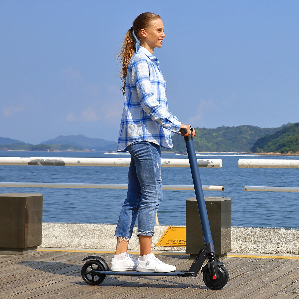 Caroma Electric Scooter Foldable With Cruise Control And Dual Braking